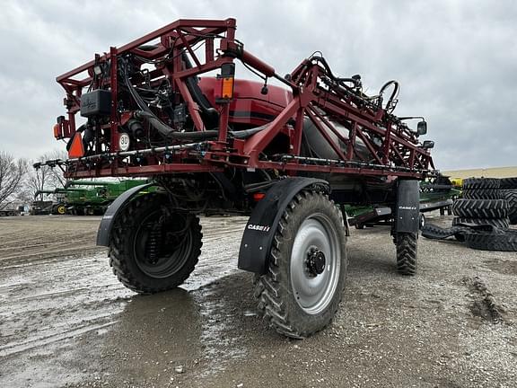 Image of Case IH Patriot 4440 equipment image 2