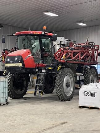 Image of Case IH Patriot 4440 equipment image 4