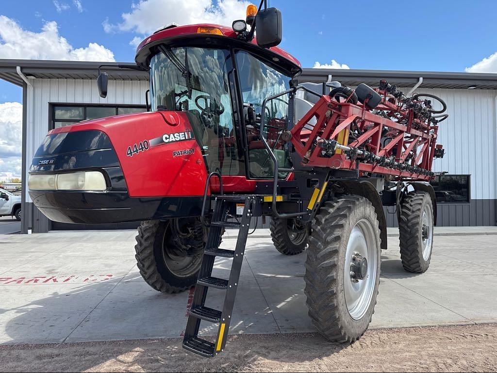 Image of Case IH Patriot 4440 Primary image