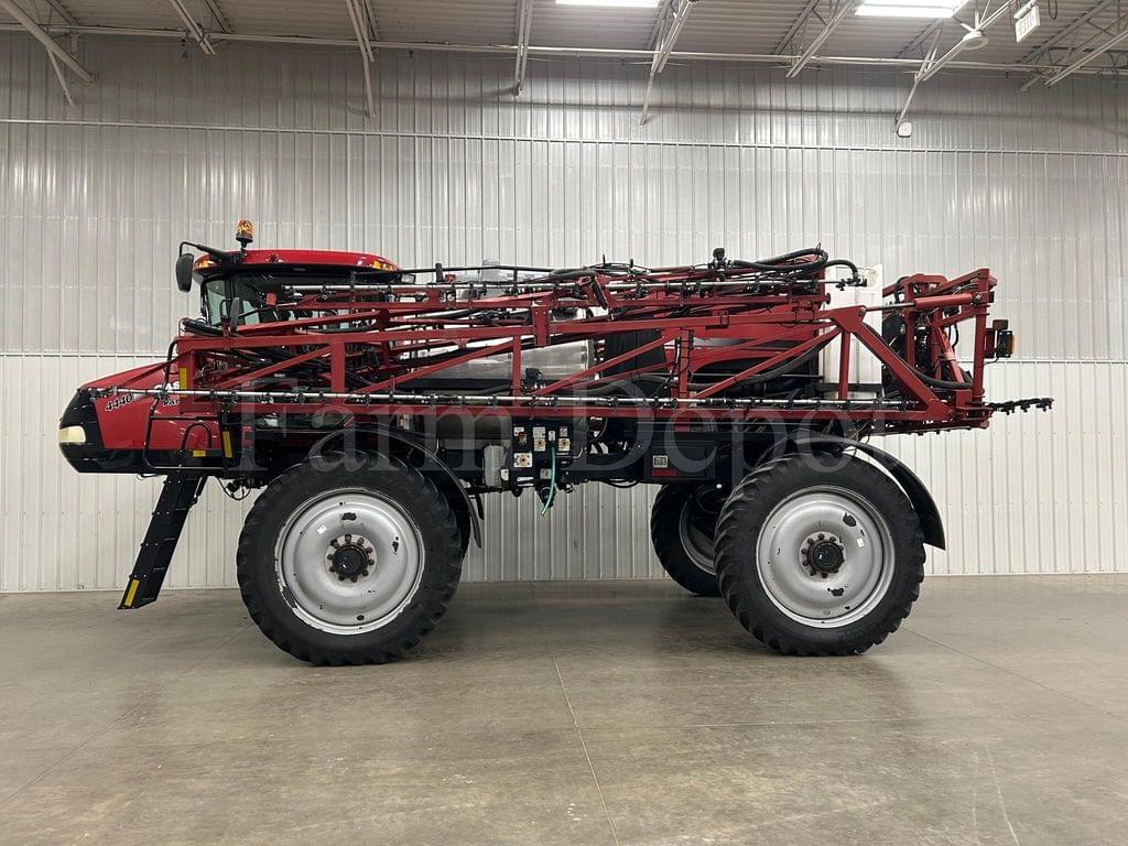 Image of Case IH Patriot 4440 Primary image