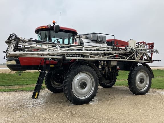 Image of Case IH Patriot 4440 equipment image 1