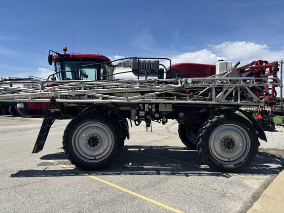 Image of Case IH Patriot 4440 equipment image 1