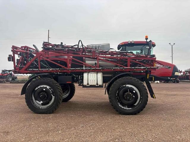 Image of Case IH Patriot 4440 equipment image 4