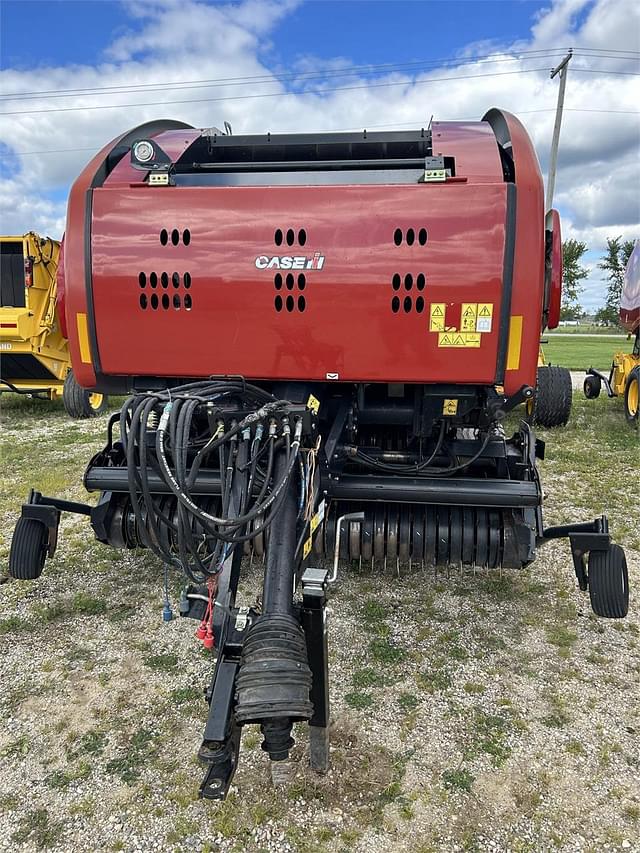 Image of Case IH RB455 equipment image 3