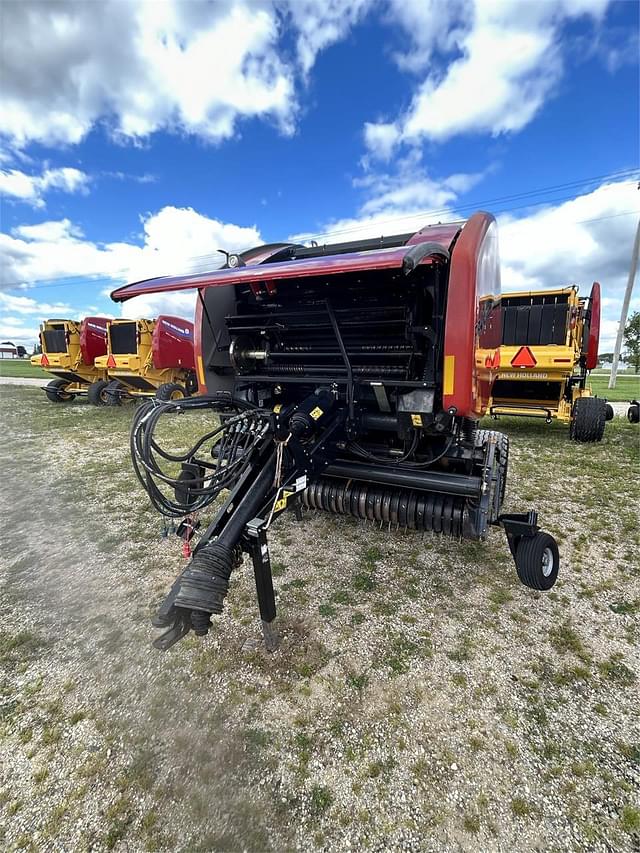 Image of Case IH RB455 equipment image 4