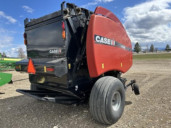 Image of Case IH RB565 Premium equipment image 1