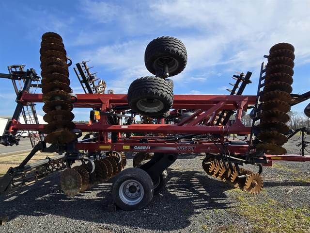 Image of Case IH 335VT equipment image 3