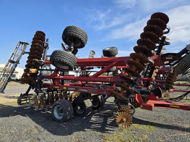 Image of Case IH 335VT equipment image 2