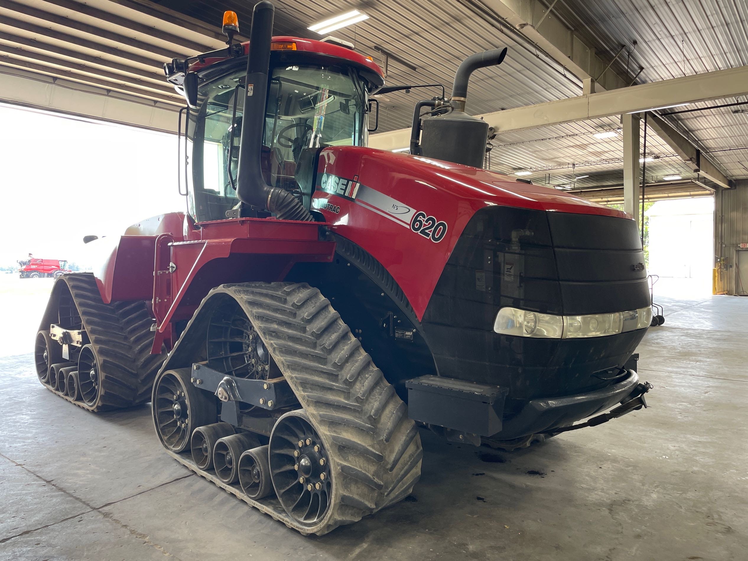 2015 Case IH Steiger 620 Quadtrac Equipment Image0