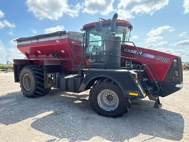 Image of Case IH Titan 4540 equipment image 4