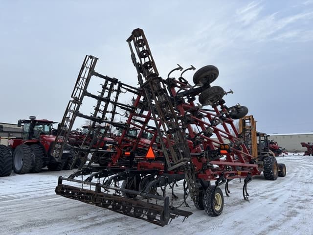 Image of Case IH Tigermate 200 equipment image 4