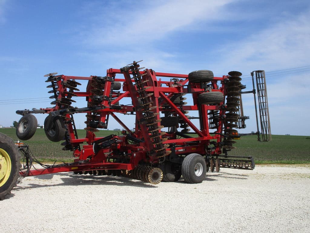 Image of Case IH 335VT Primary image