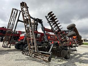 Main image Case IH 335VT 8