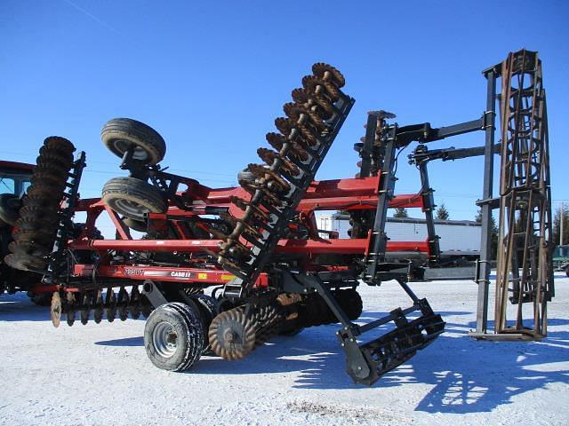 Image of Case IH 335VT equipment image 4