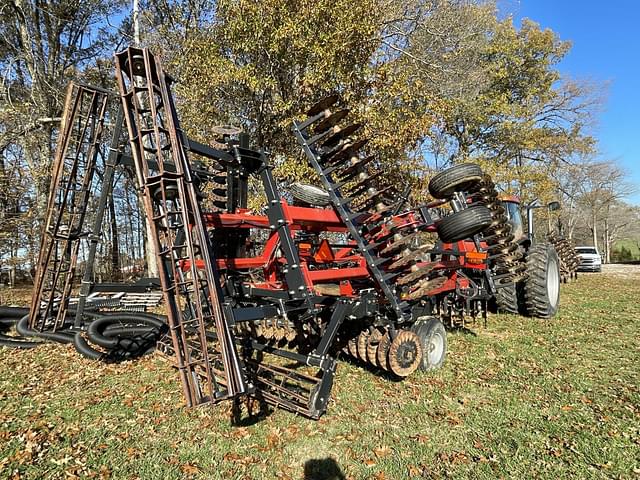 Image of Case IH 335VT equipment image 3