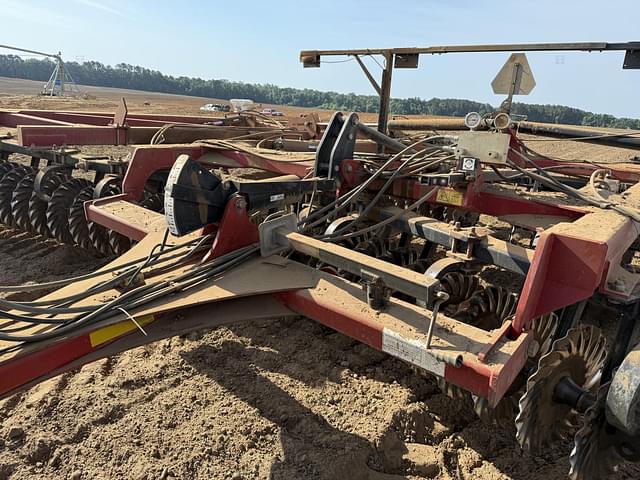 Image of Case IH 335VT equipment image 3