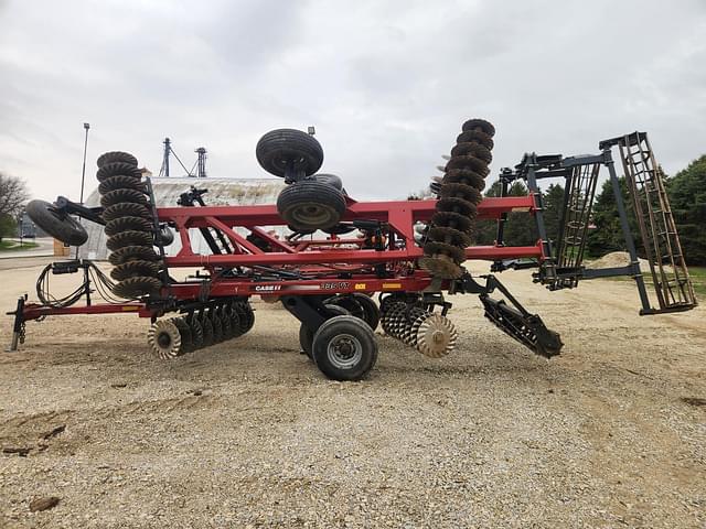 Image of Case IH 335VT equipment image 4