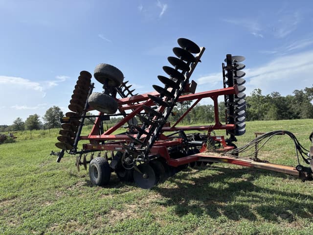 Image of Case IH True Tandem 345 equipment image 4