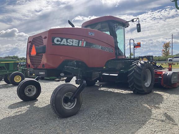 Image of Case IH WD2104 equipment image 2