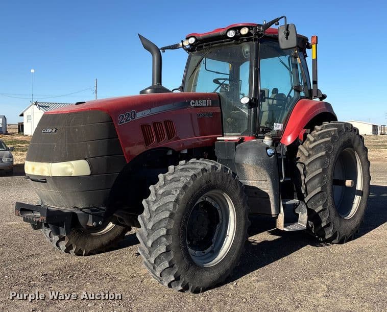 Image of Case IH Magnum 220 Primary image