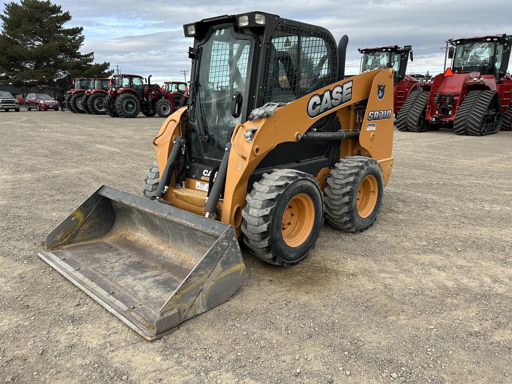 2015 Case SR210 Equipment Image0