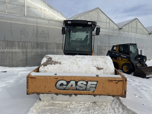 Image of Case SV216 equipment image 1