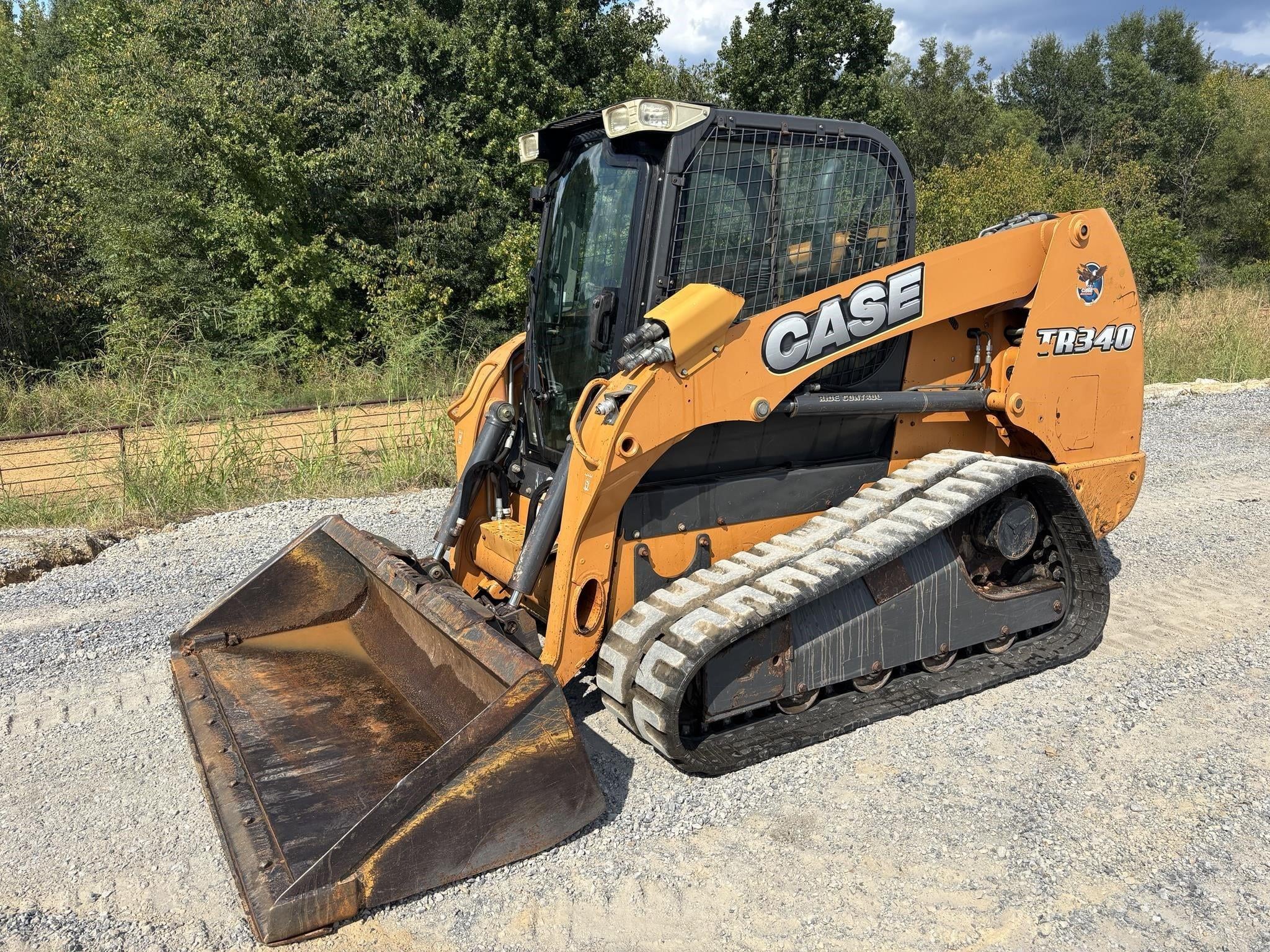2015 Case TR340 Equipment Image0