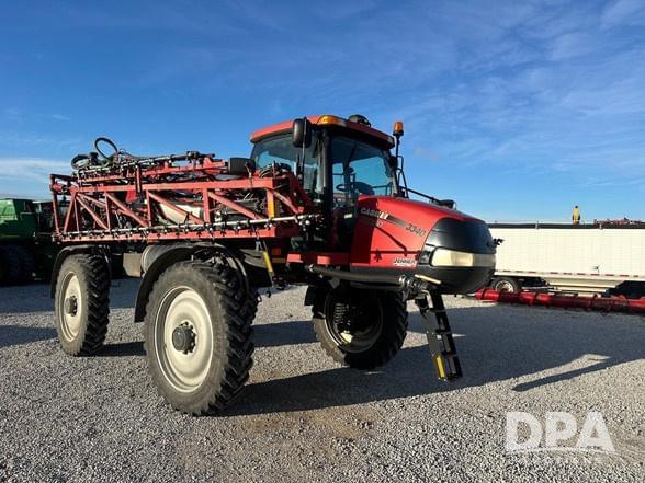 Image of Case IH Patriot 3340 equipment image 1