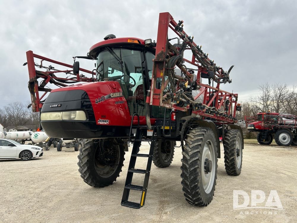 2015 Case IH Patriot 4440 Equipment Image0