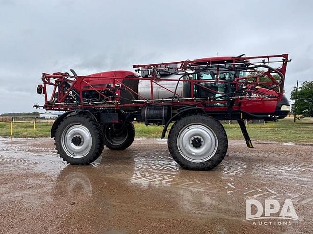 Image of Case IH Patriot 4440 equipment image 2