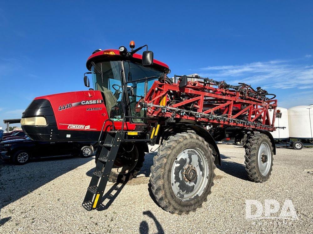 Image of Case IH Patriot 4440 Primary image