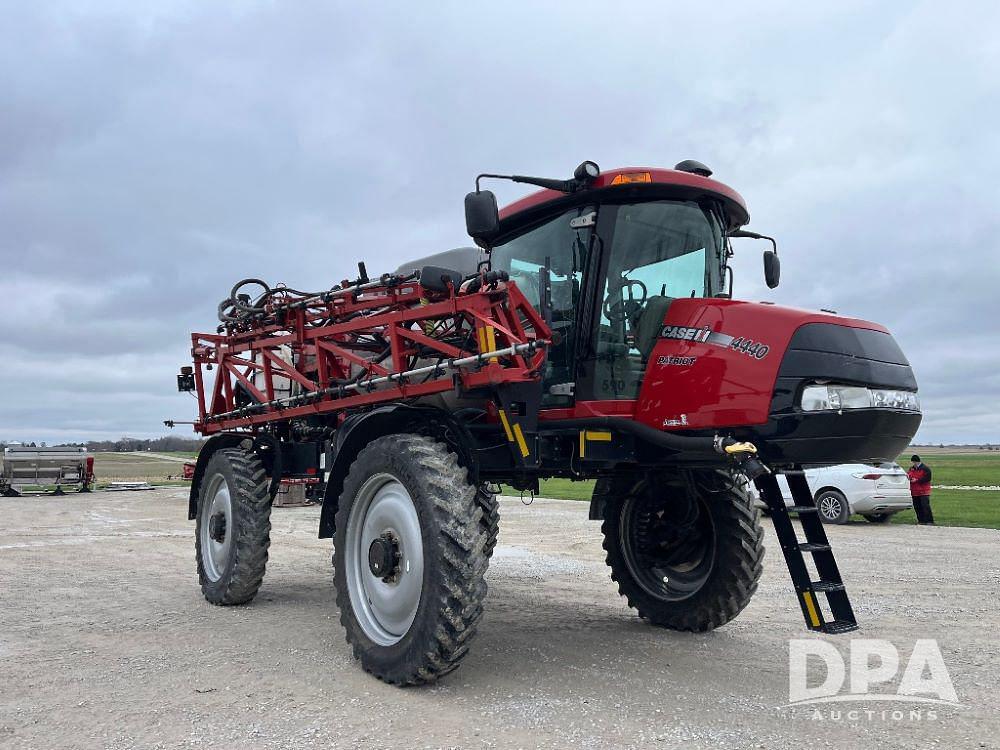 Image of Case IH Patriot 4440 Primary image