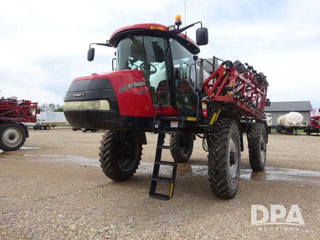 Image of Case IH Patriot 4440 equipment image 1