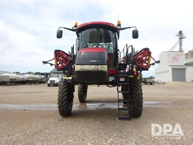 Image of Case IH Patriot 4440 equipment image 4