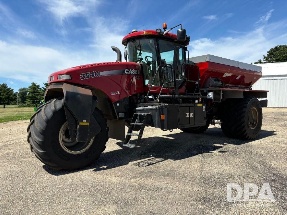 Main image Case IH Titan 3540