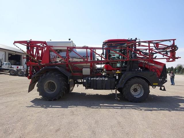 Thumbnail image Case IH Titan 4030 15