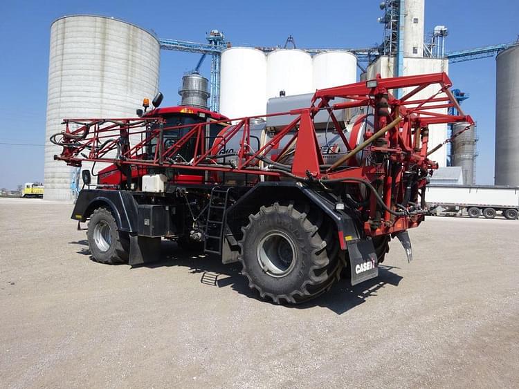 Main image Case IH Titan 4030 31