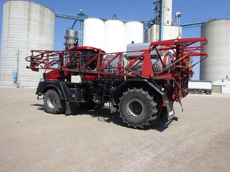 Main image Case IH Titan 4030 32