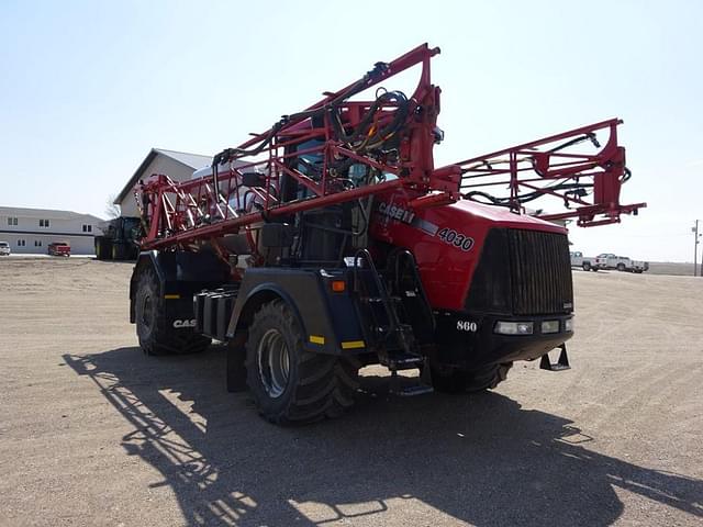 Thumbnail image Case IH Titan 4030 8