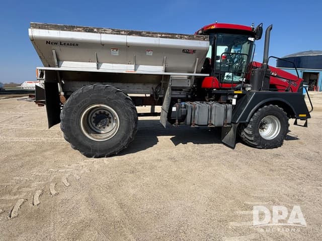 Image of Case IH Titan 4530 equipment image 4