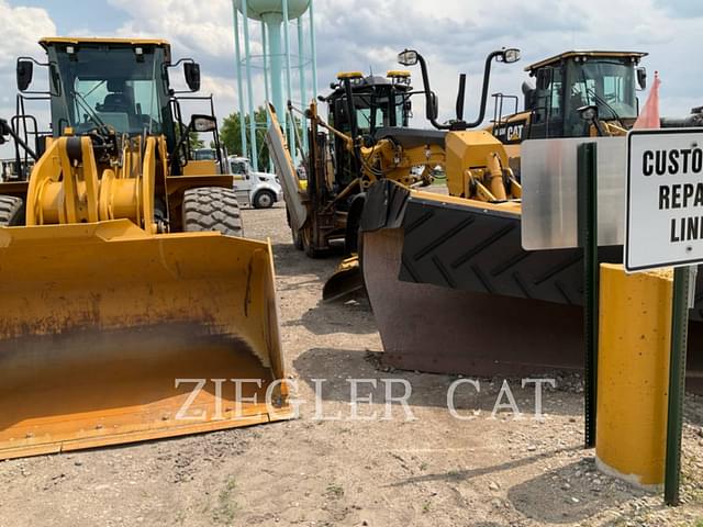 Image of Caterpillar 140M3 equipment image 4