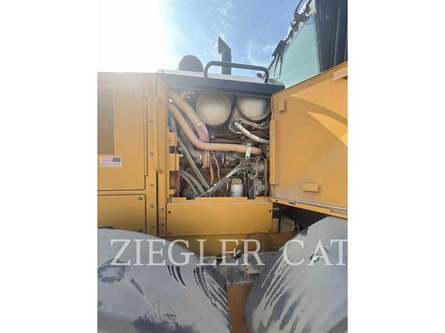 Image of Caterpillar 140M3 equipment image 4