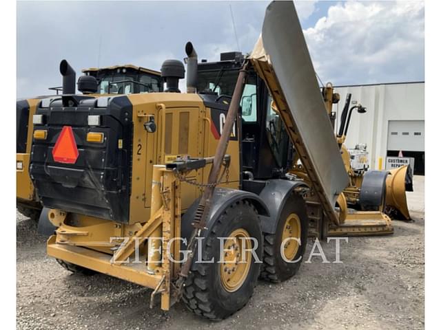 Image of Caterpillar 140M3 equipment image 2