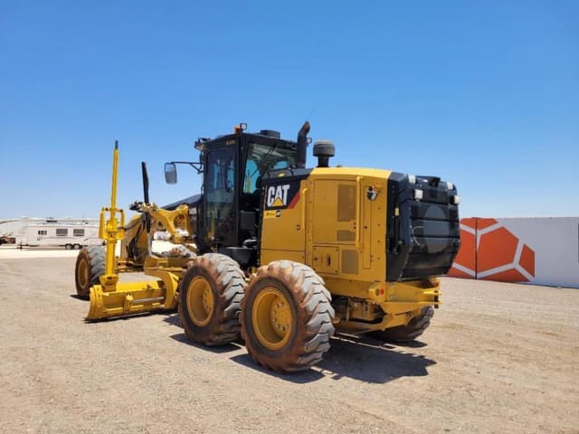 Image of Caterpillar 140M3 equipment image 2