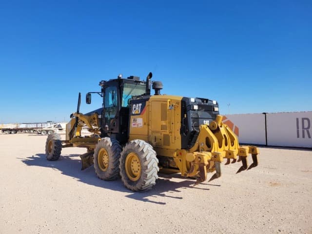 Image of Caterpillar 140M3 equipment image 2