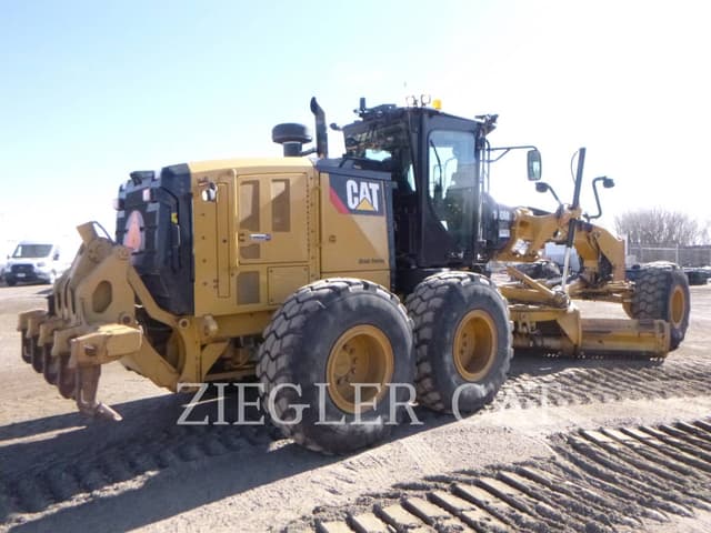 Image of Caterpillar 160M3AWD equipment image 2