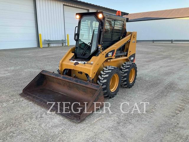 Image of Caterpillar 226B3 equipment image 3