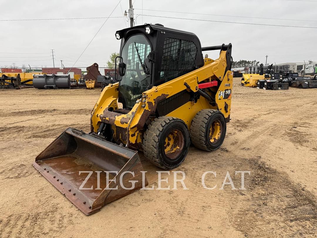 Image of Caterpillar 242D Primary image