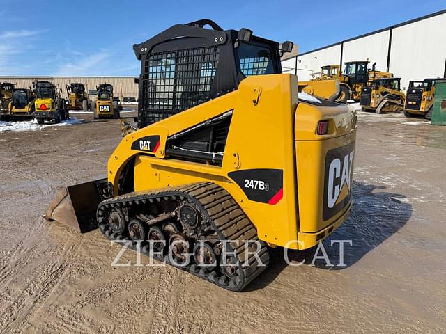 Image of Caterpillar 247B3 equipment image 3