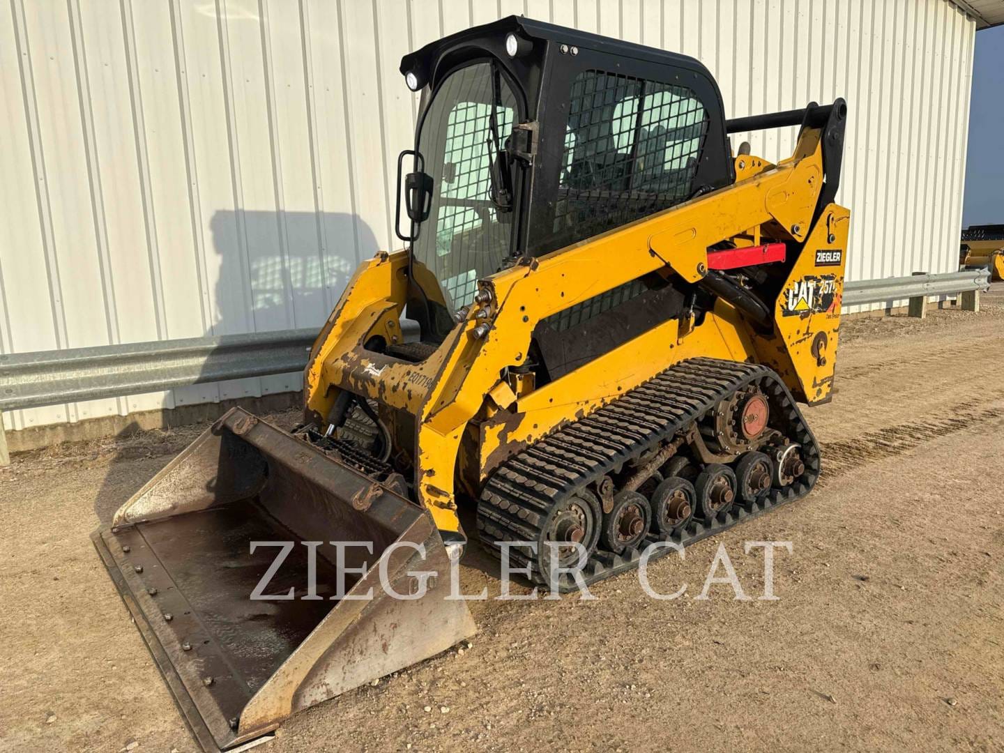 2015 Caterpillar 257D Equipment Image0